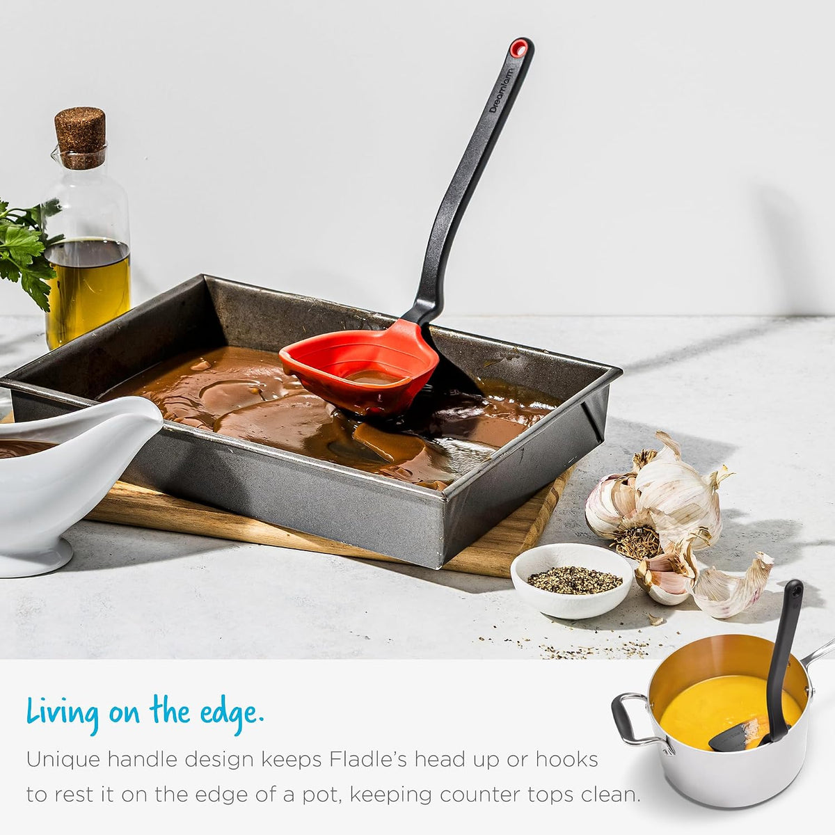 Foldable Silicone Soup Ladle with Measuring Marks, Pot-Edge Rest & Heat-Resistant Edge